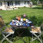 לינה וארוחת בוקר Manoir Du Petit Saint-pierre 4*