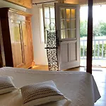 Manoir Du Petit Saint-pierre הונפלר